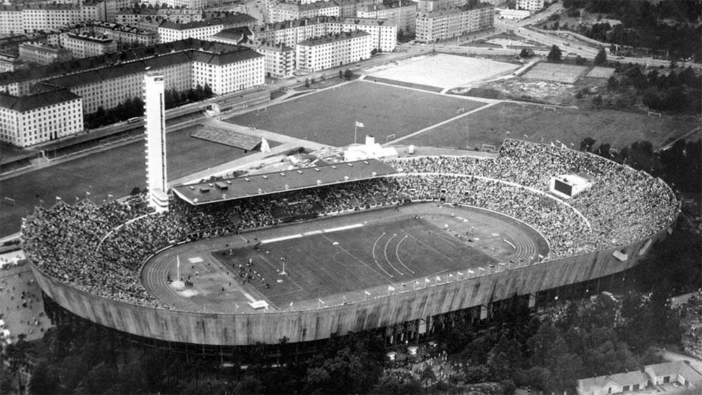 Hankkija urakoi Helsingin olympiastadionin sähkötyöt. Stadion valmistui 1938 ja Olympialaisia vietettiin 1952.