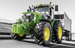 John Deere esitteli 6R-mallisarjan uudet lippulaivat!
