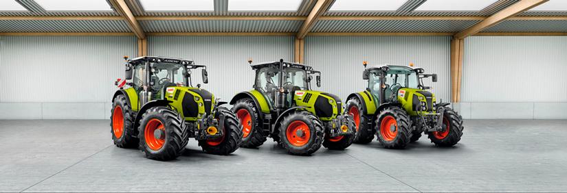 CLAAS ARION 470-410 -sarjan traktorit, 3 kpl, hallissa