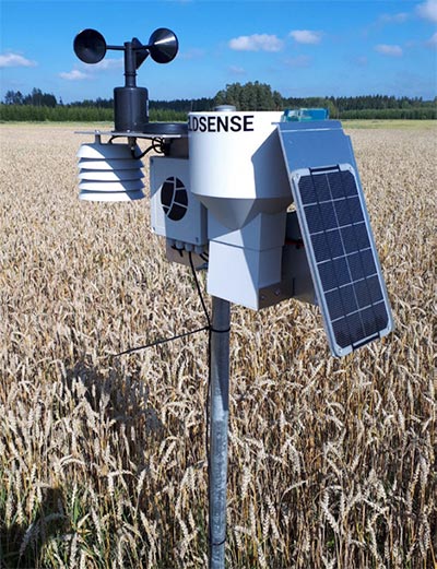 Field Sense mittaa kahdeksaa säähän liittyvää tunnuslukua. Laite toimii aurinkoenergialla.