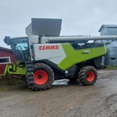 CLAAS TRION B750 -leikkuupuimuri