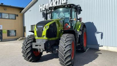 CLAAS AXION 810 CIS Hexashift – Salo
