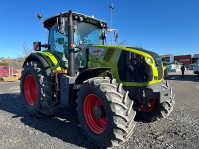 CLAAS AXION 830 CIS+ Hexashift -traktori