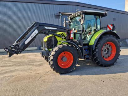 CLAAS ARION 550 CIS+ Hexashift -traktori etukuormaajalla