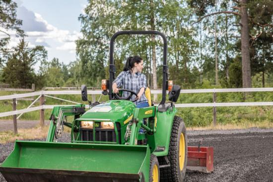 Ratsastuskentän pohjalla on suuri vaikutus hevosen nivelten rasitukseen.