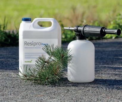 Resipro® Foam -pesuaine kotieläintilojen puhdistukseen.