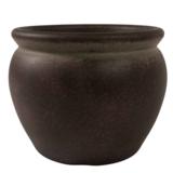 Patinoitunut musta muoviruukku