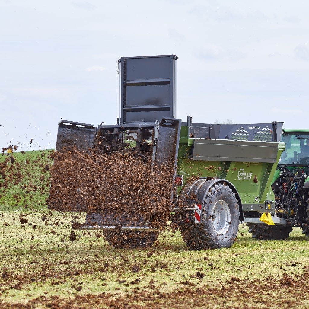 Fliegl KDS 140 -lannanlevitin