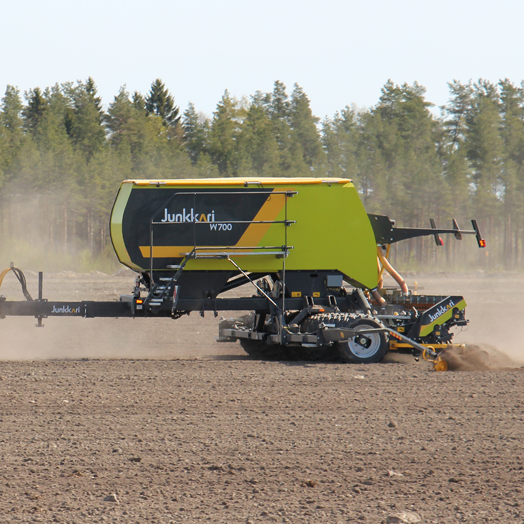 Junkkari W700