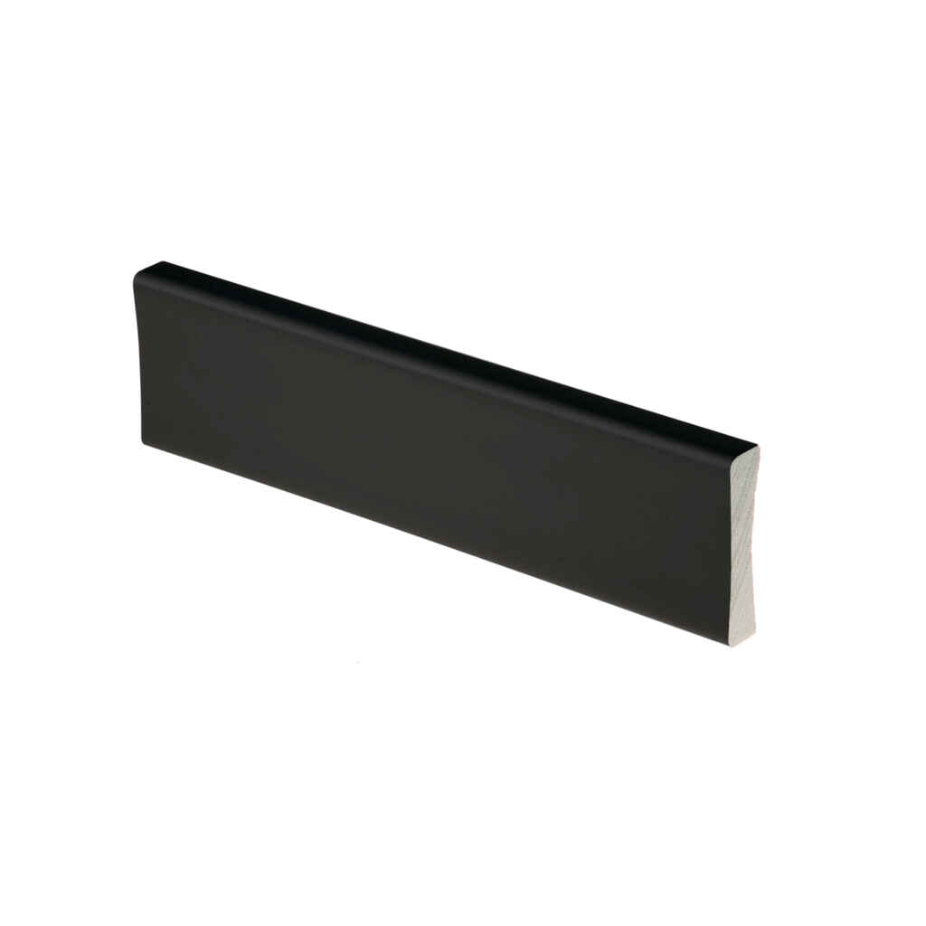 Peitelista 10x42x2200 PVC musta, paketti