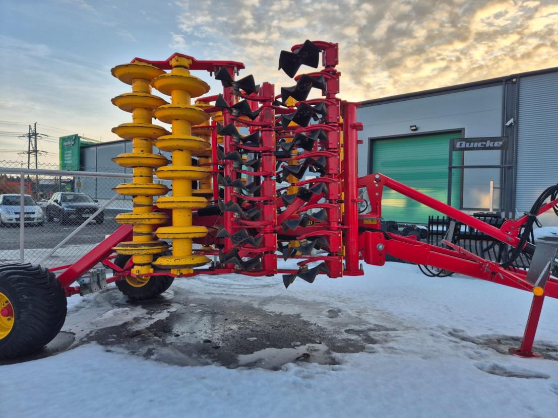 Väderstad Carrier Xt 425