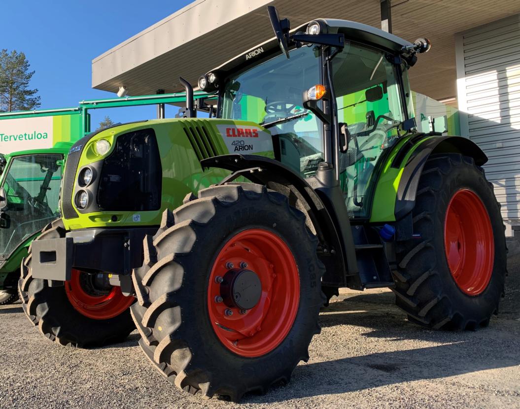 Claas Arion 420