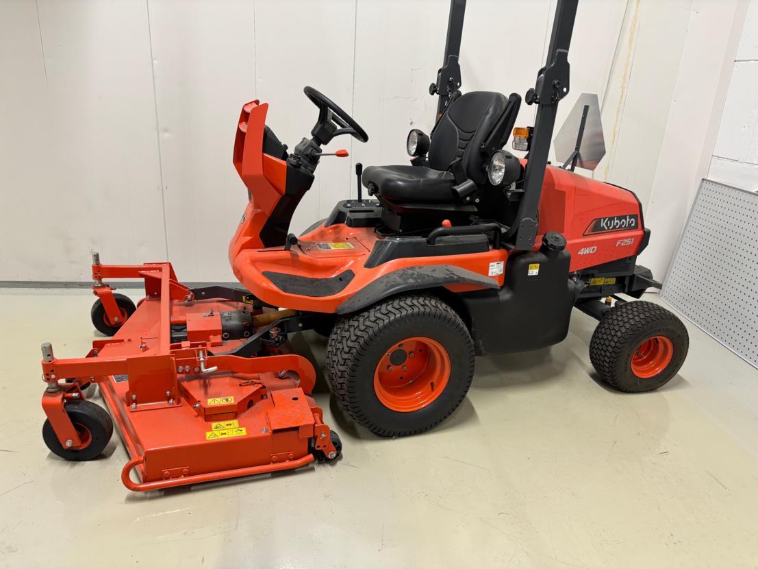 Kubota F251