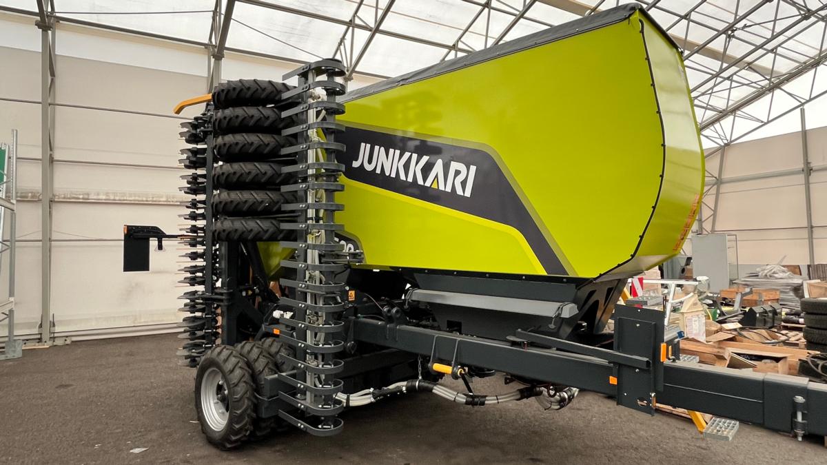 Junkkari W600