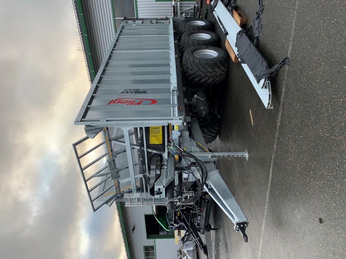 Fliegl Asw Gigant 381