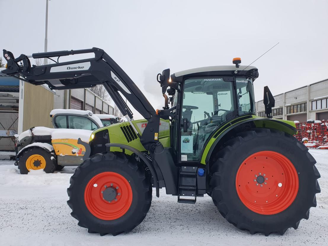 Claas Arion 460