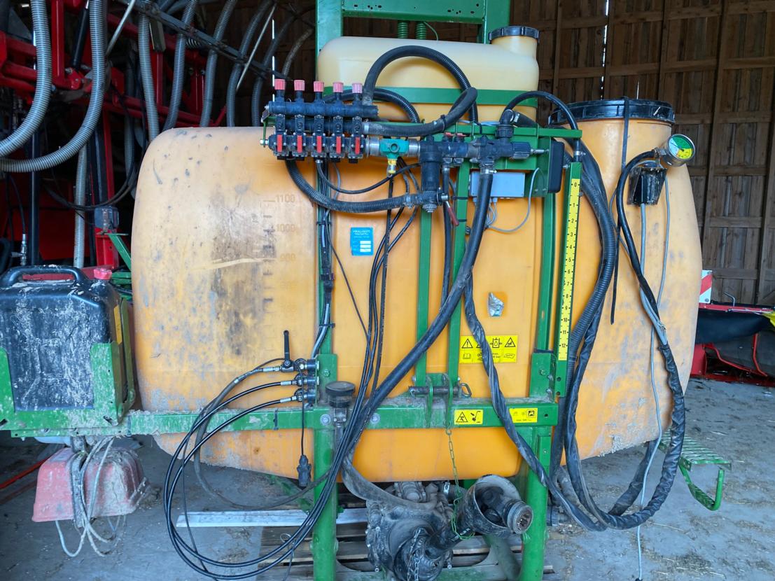 Amazone Uf1200