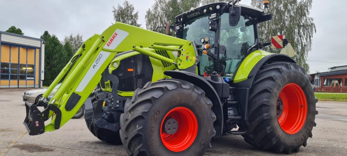 Claas Axion 870