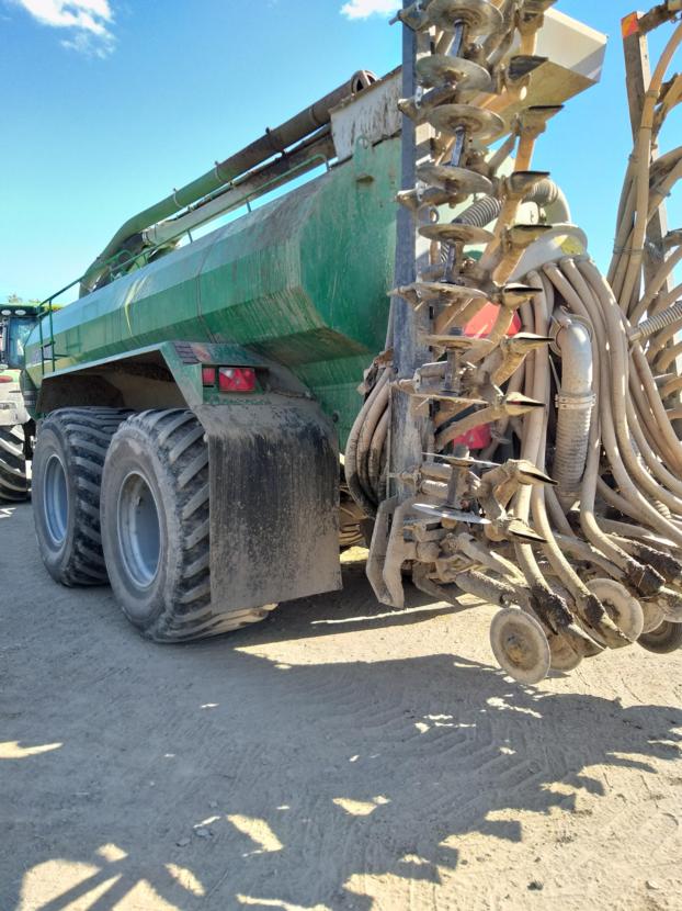 Agronic 20m3+pumppuk.ja Multain