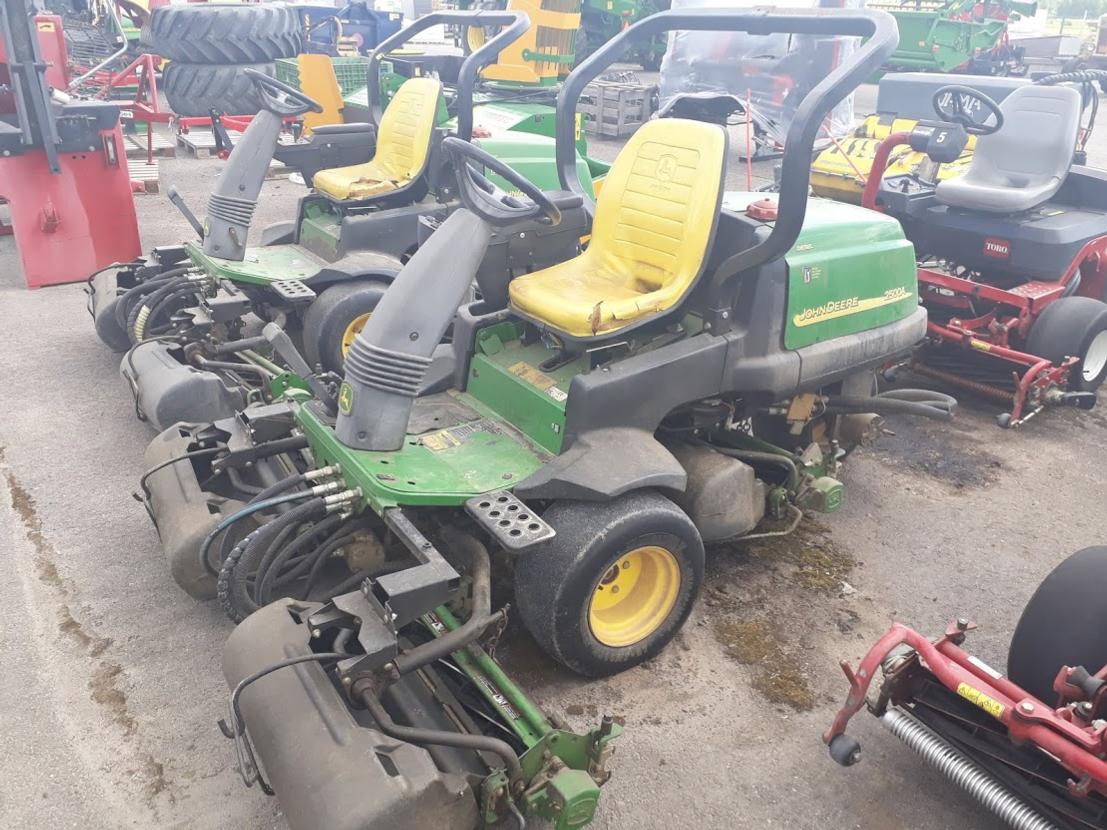 John Deere 2500 Griinileikkuri