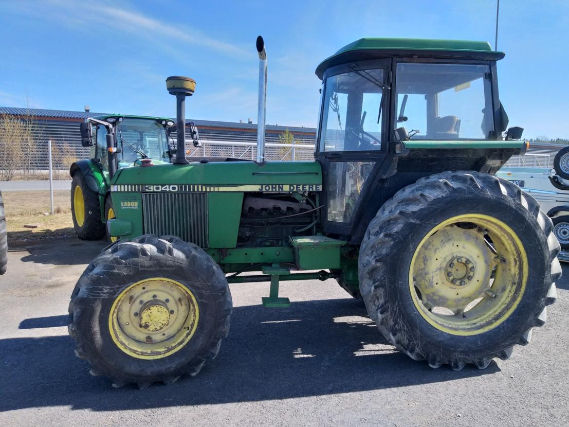 John Deere 3040 Turbo 4x4