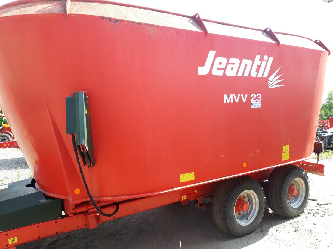 Muu Merkki Jeantil Mvv23