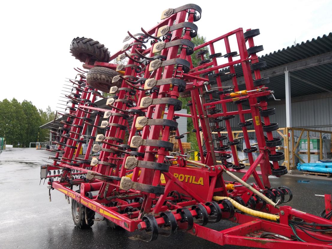 Potila Maxer 8000