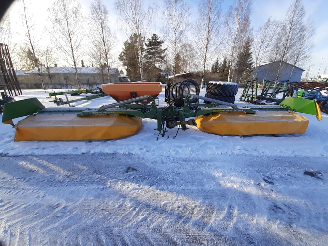 Muu Merkki Pronar Kdd 830 C