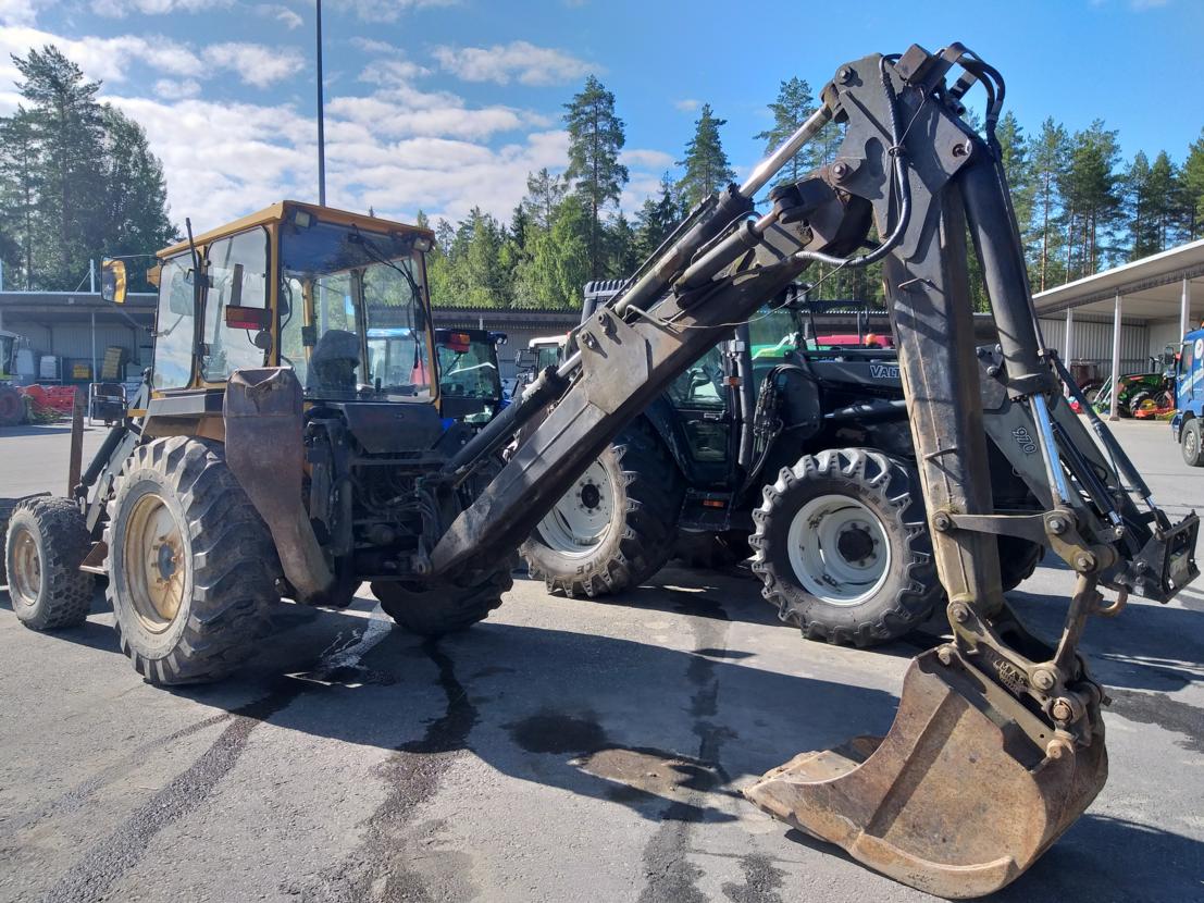 Valmet 6000 Kaivurikuormaaja