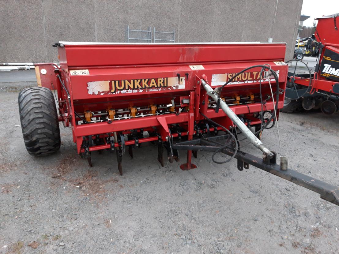 Junkkari Kh250