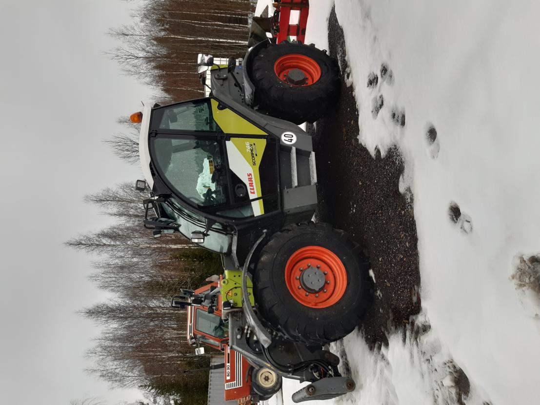 Kurottajat Claas Scorpion 746