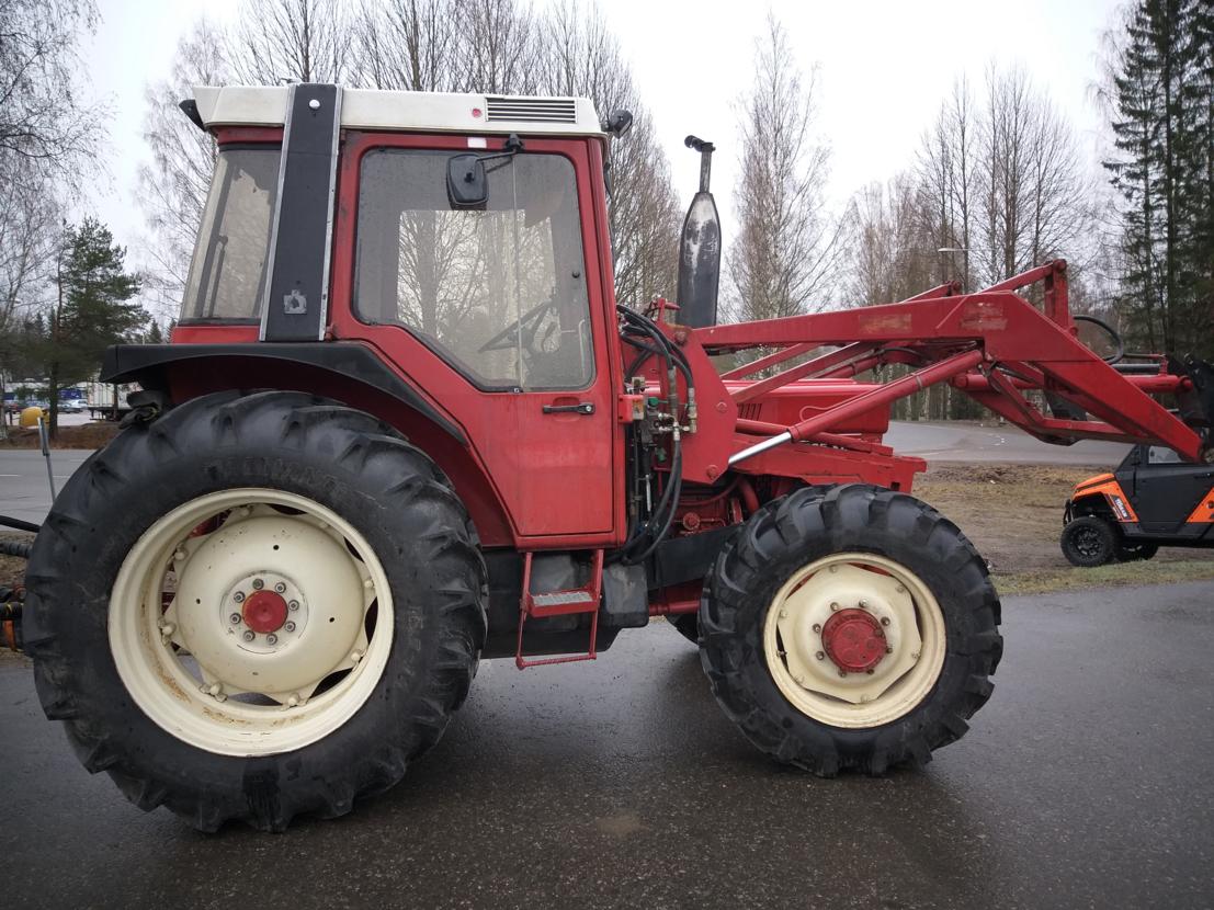 International 585xl