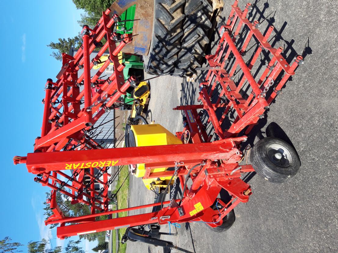 Muu Merkki Einböck Aerostar 600
