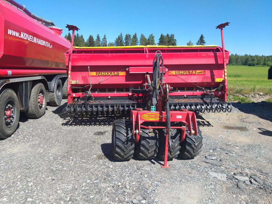 Junkkari St 4000