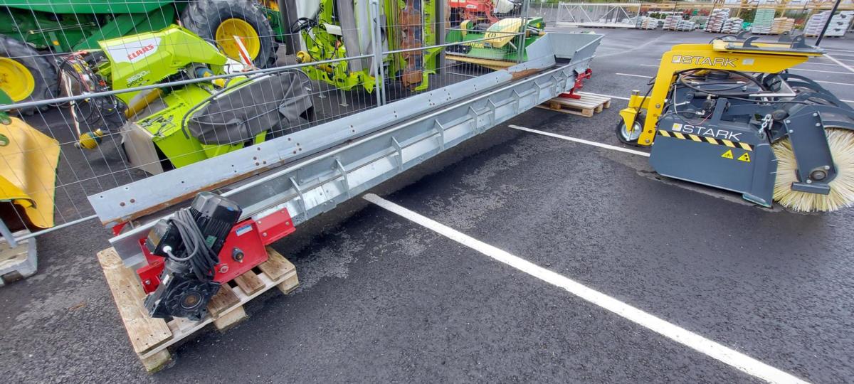 Rehunkäsittely Trioliet Kuljetin Bftn61