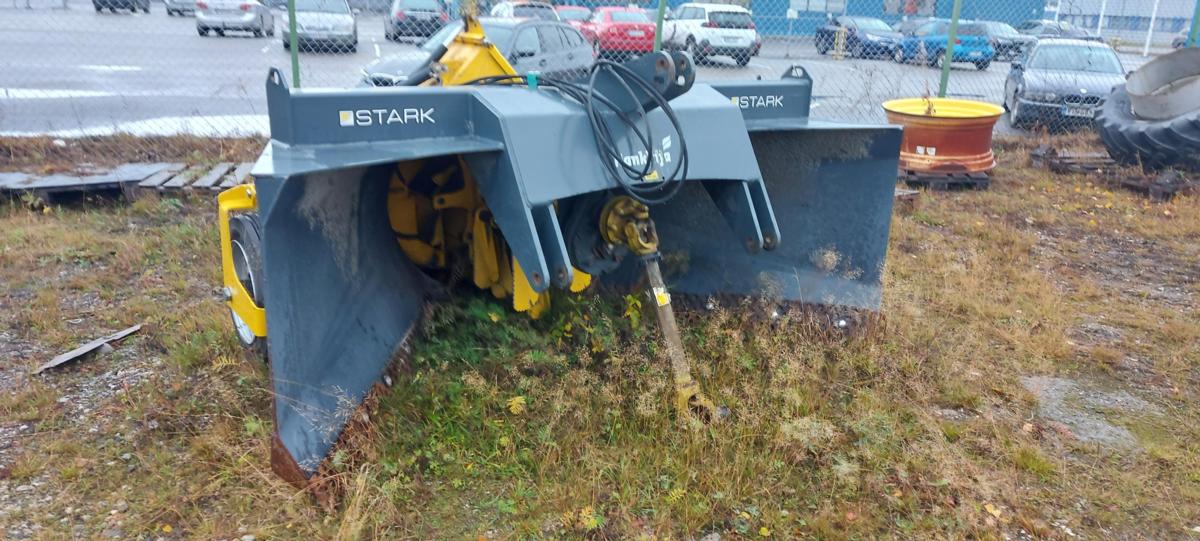 Muu Merkki Stark St810 Tukipyörillä