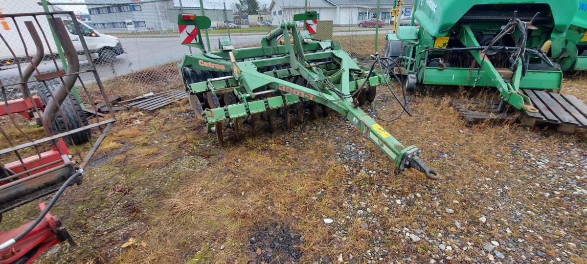 Amazone 3001 T