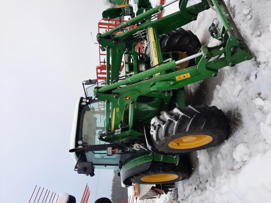 John Deere 5100 R
