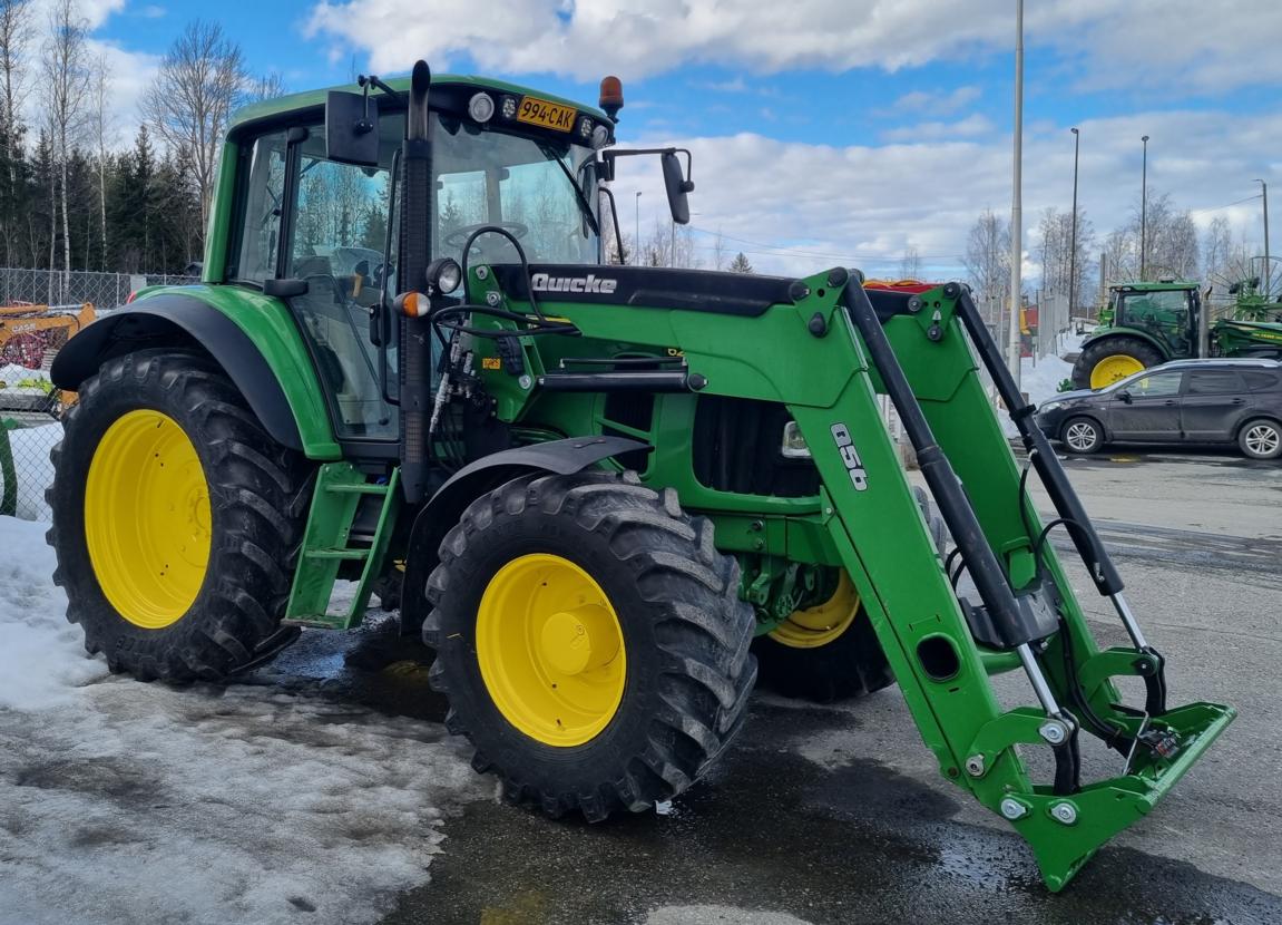 John Deere 6230