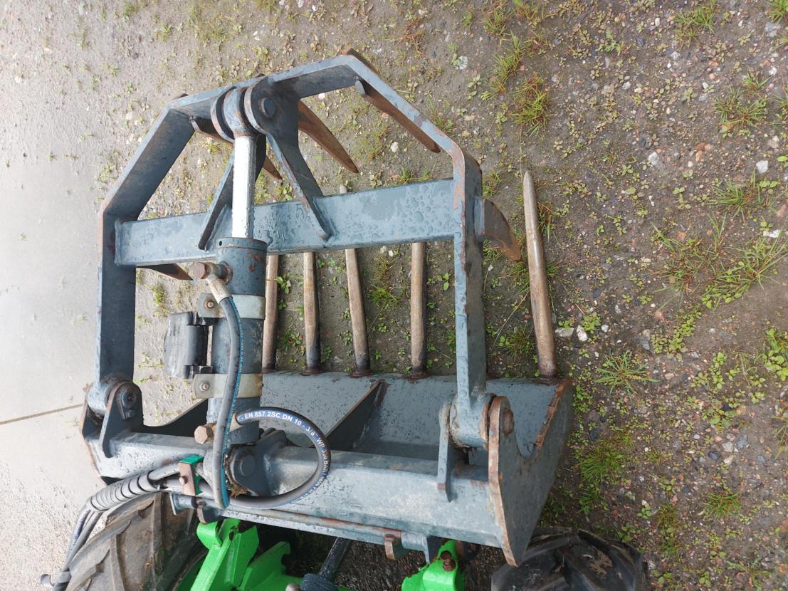 Pienkuormaajavarusteet Rehupihti 1050mm