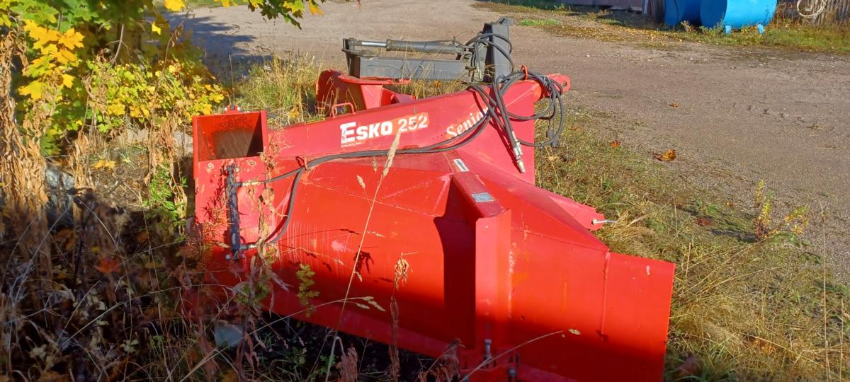 Muu Merkki Esko 252