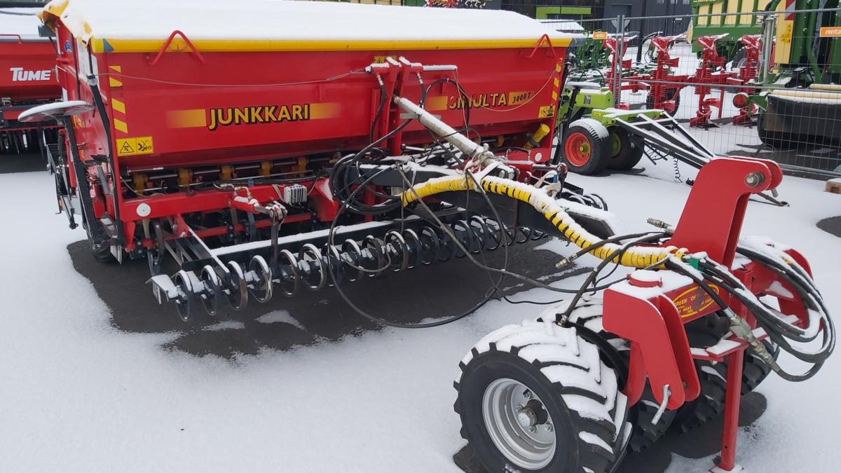 Junkkari Simulta 3000t