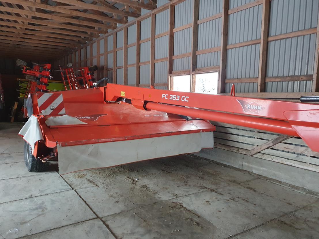 Kuhn Fc353