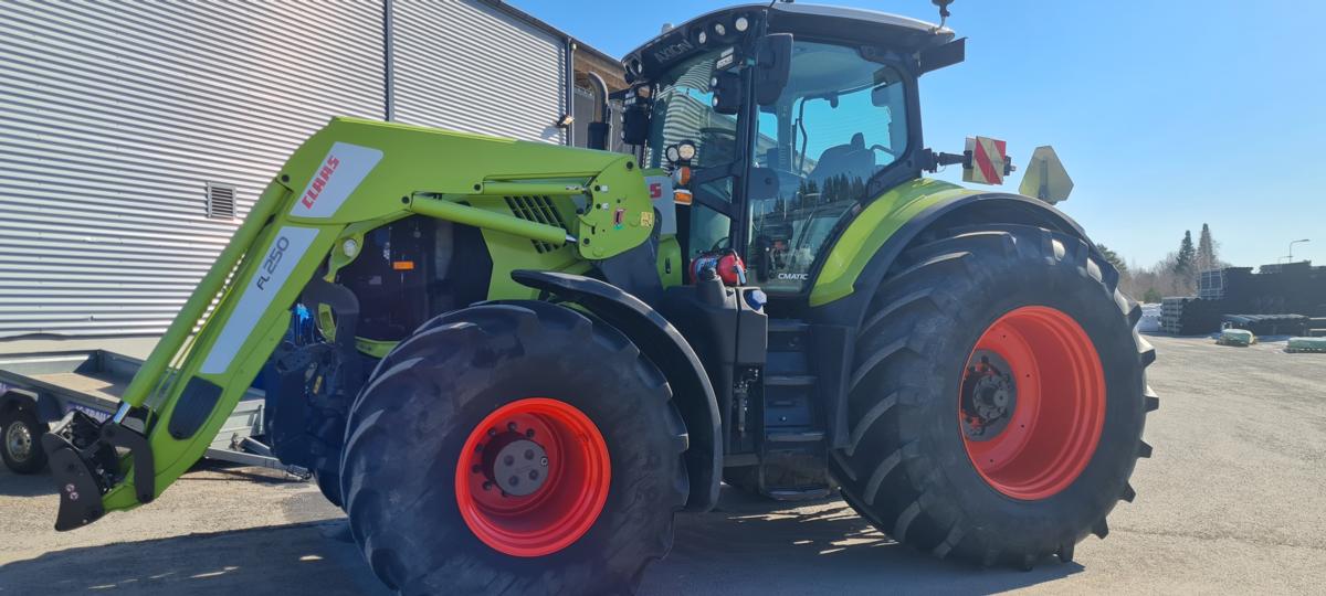 Claas Axion 870