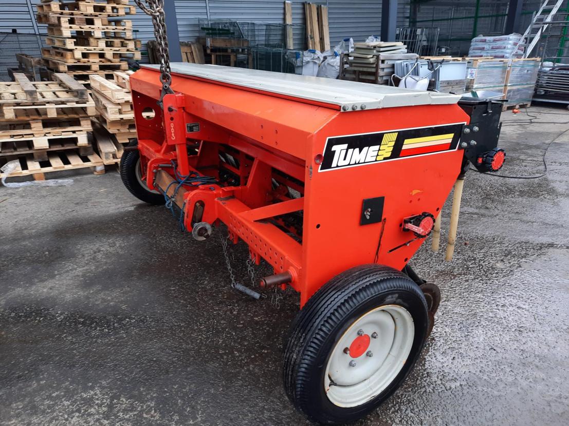 Tume 2500 Kiekkokone+pslaite