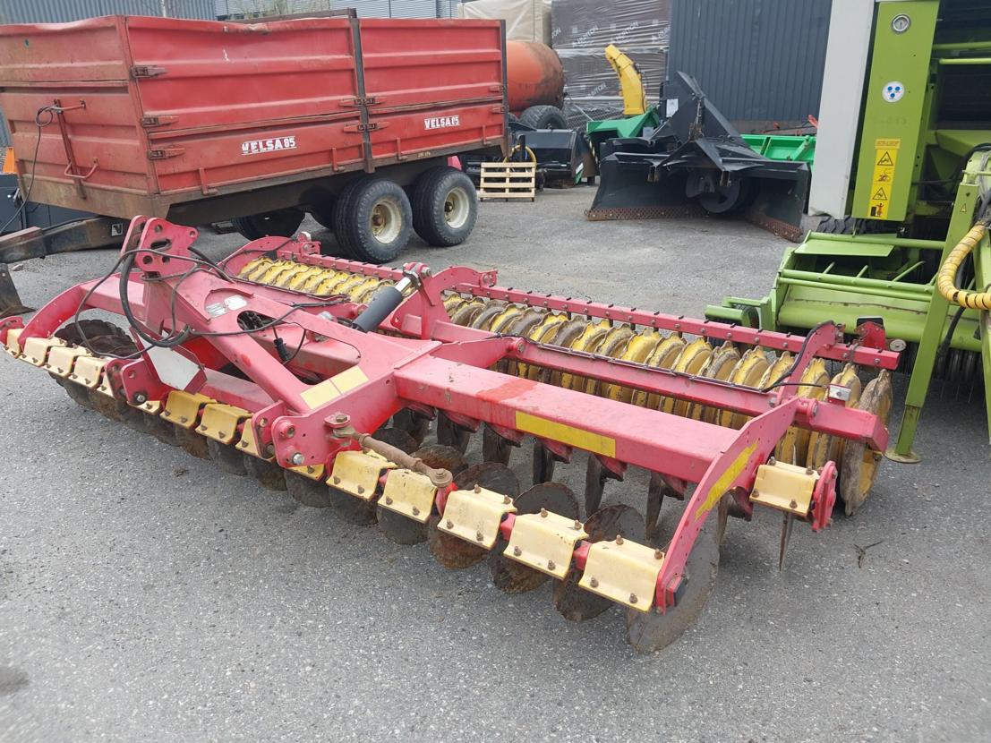 Väderstad Carrier 400 Rautajyrä