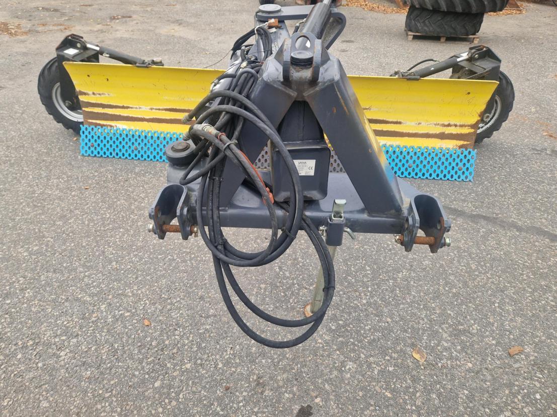 Vama 3000 R2 Hydr.tukipyörillä