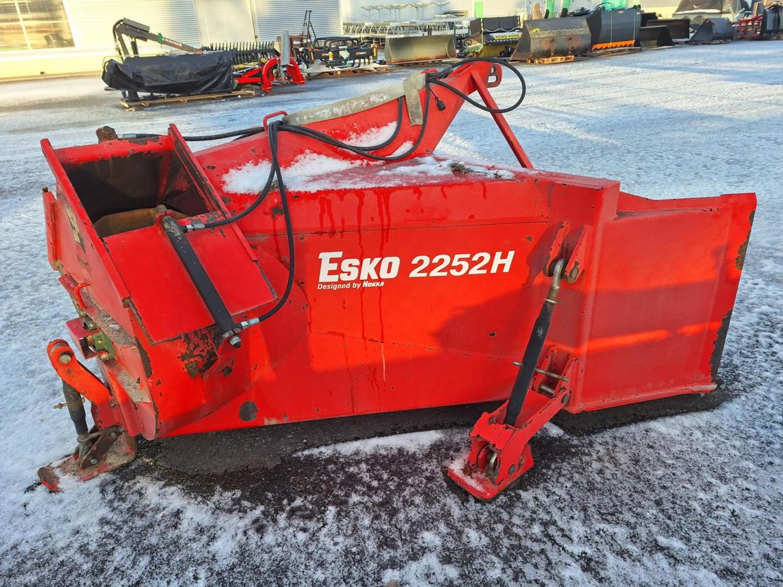 Muu Merkki Esko Lv2252h