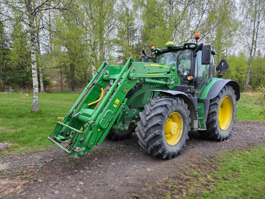 John Deere 6155r