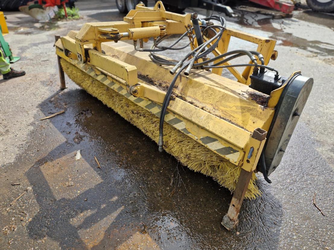 Muumerkki Rote 2,5m Avoharja